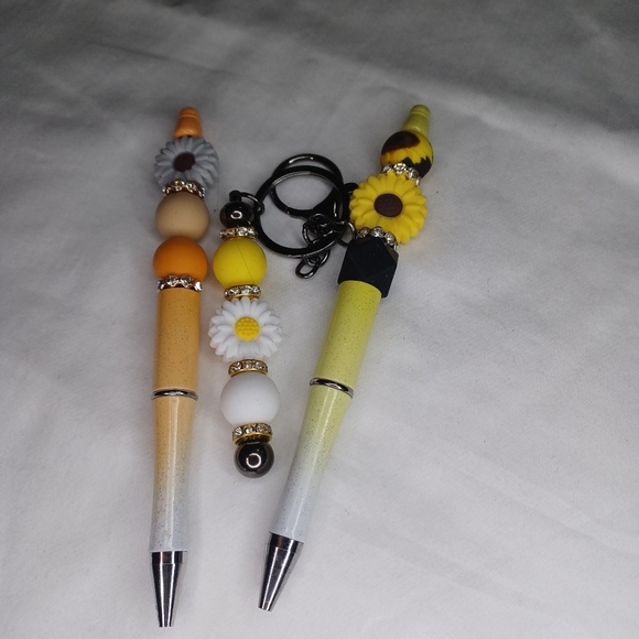 Handcrafted Silcone Beaded Pens and keychain with Floral Accents - Picture 1 of 3